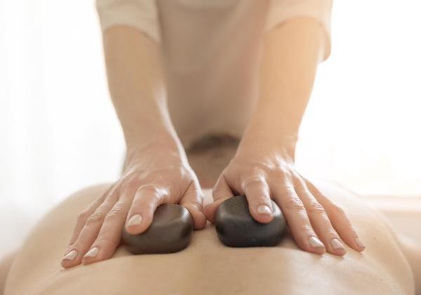 Home_Laze_Hot_Stone Massage